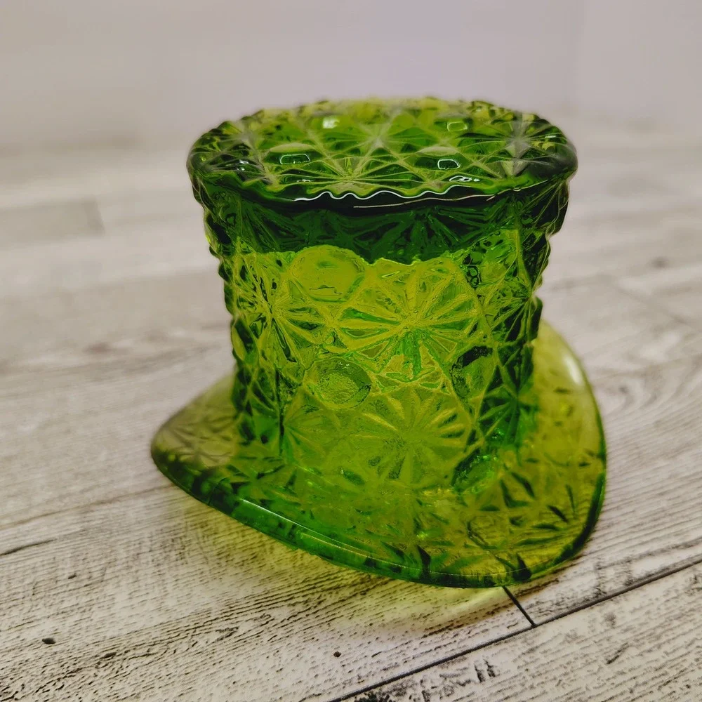 Green Glass Top Hat Vintage Whimsy Decor Collectible Display Toothpick Holder - Picture 10 of 10